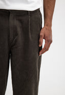 Naval Loose Cord Chino | Birch Green