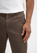 Lennox Straight Twill Trouser | Chestnut Brown