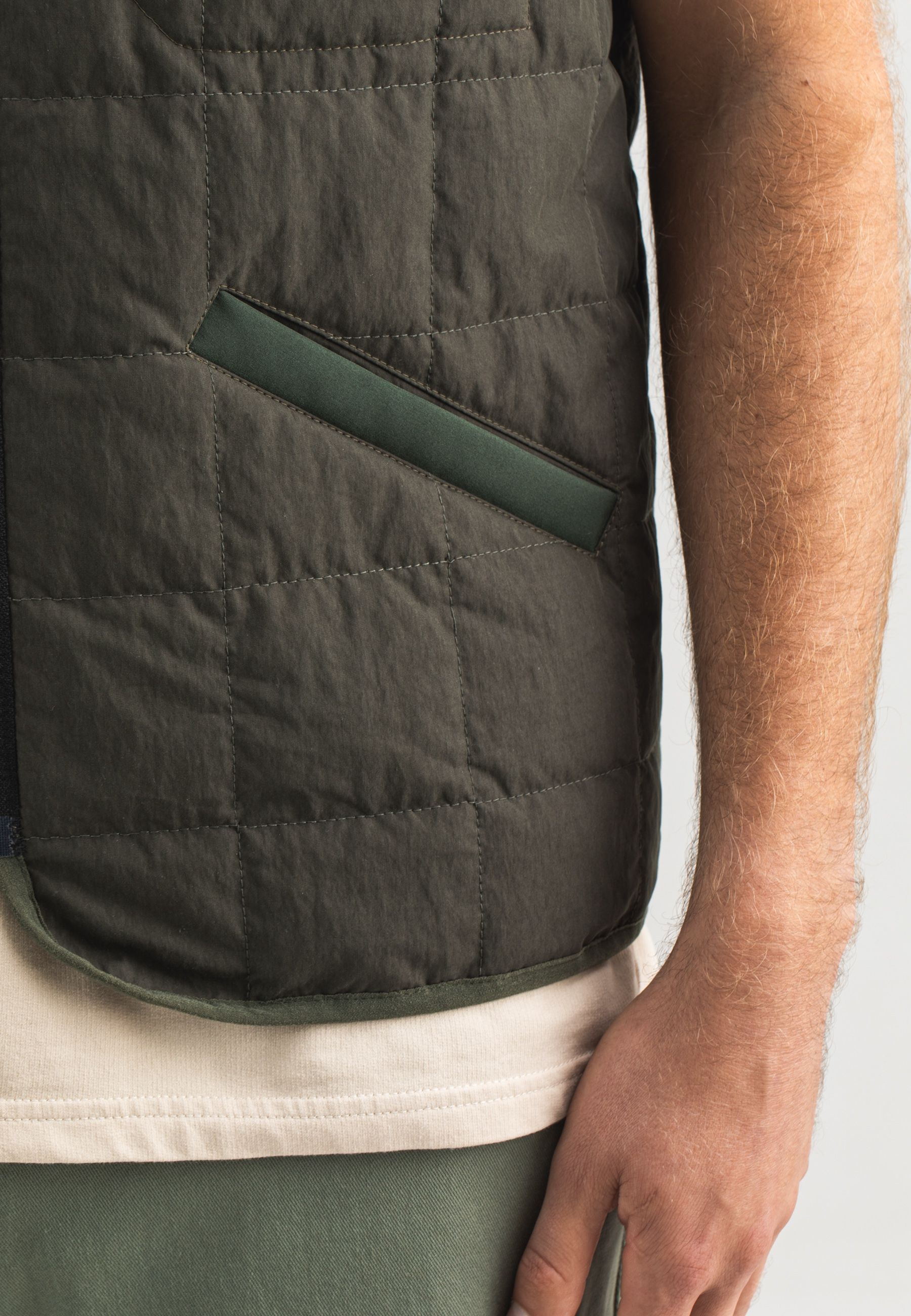 Travel Vest