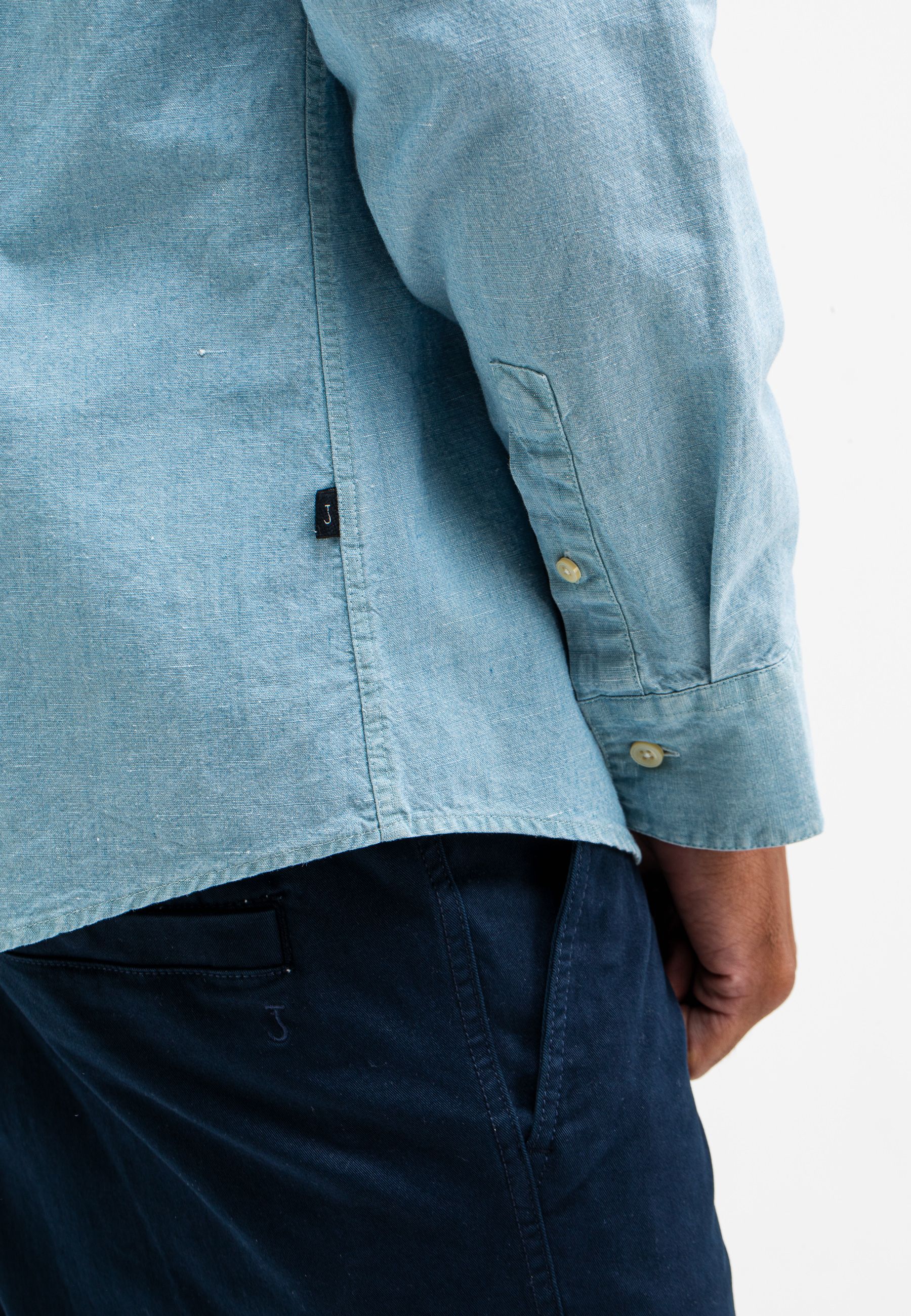 Aidan Chambray Shirt